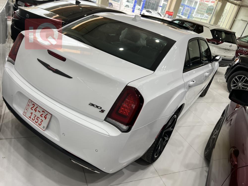 Chrysler 300